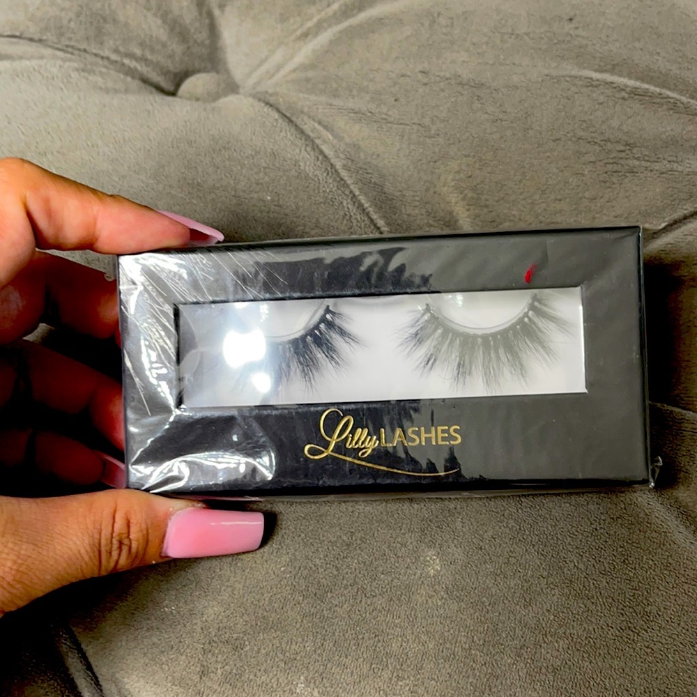 Brand new Lilly Lashes
